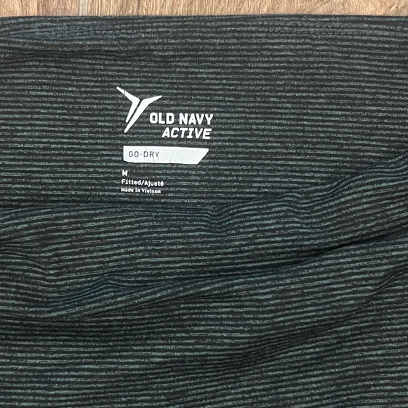 Old navy active leggings size medium - Picture 2 of 2